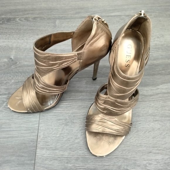 GUESS High Heels Sandals Gold Golden Metallic Zip Up Size 7.5 M - Picture 1 of 15